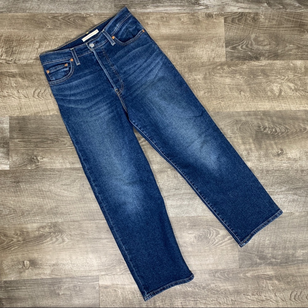 NWOT LEVI’S Ribcage Straight Jeans